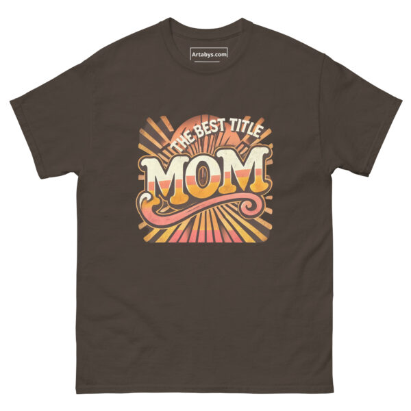 The Best Title Mom T-Shirt | Retro Vintage Mom Shirt | Mother’s Day Gift | Cute Mom Life Tee | Distressed 70s Style | Gift for Her
